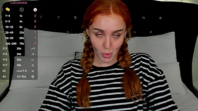 LianaFord online show from November 7, 7:25 pm