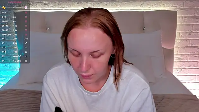 Snapshot of LianaFord chatting on June 19, 5:01 am LianaFord online show from June 19, 5:01 am