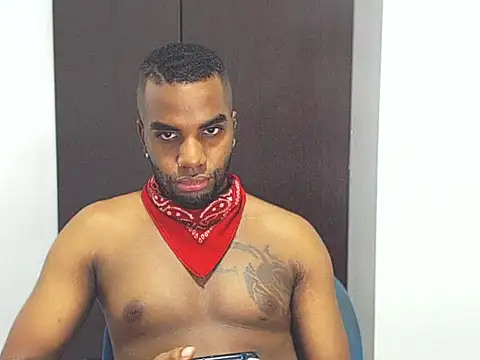 Snapshot of Rene_hotman chatting on February 24, 12:20 am Rene hotman online show from February 24, 12:20 am