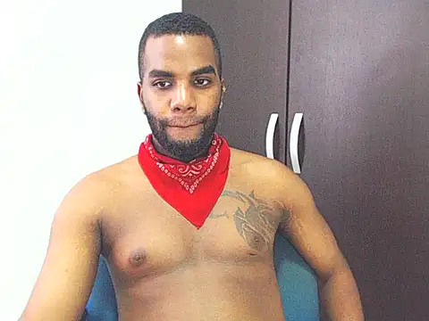 Snapshot of Rene_hotman chatting on March 7, 8:11 pm Rene hotman online show from March 7, 8:11 pm