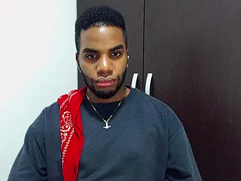 Snapshot of Rene_hotman chatting on November 15, 8:27 pm Rene hotman online show from November 15, 8:27 pm