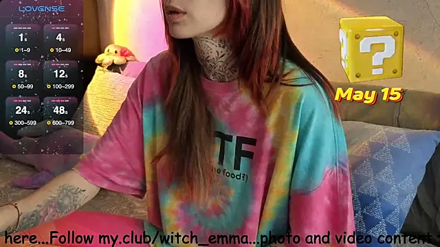 Snapshot of Witch_Emma chatting on May 15, 6:31 am Witch Emma online show from May 15, 6:31 am