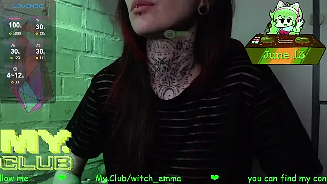 Snapshot of Witch_Emma chatting on June 13, 8:01 am Witch Emma online show from June 13, 8:01 am