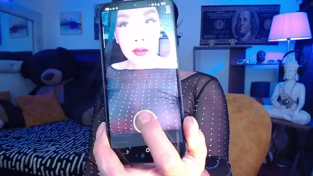 Snapshot of KatGamePlay chatting on October 1, 12:27 am KatGamePlay online show from October 1, 12:27 am