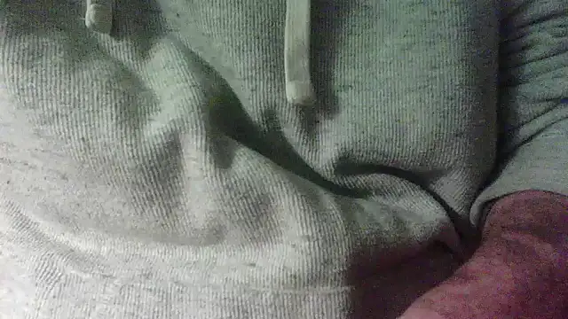 Snapshot of OralDesires2 chatting on January 8, 10:58 pm OralDesires2 online show from January 8, 10:58 pm