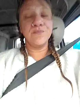 Snapshot of BubblegumCj chatting on March 27, 6:41 am BubblegumCj online show from March 27, 6:41 am