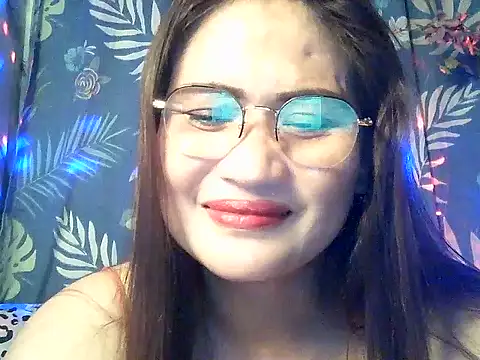 Snapshot of Amazing_Angel22 chatting on December 14, 5:07 pm Amazing Angel22 online show from December 14, 5:07 pm