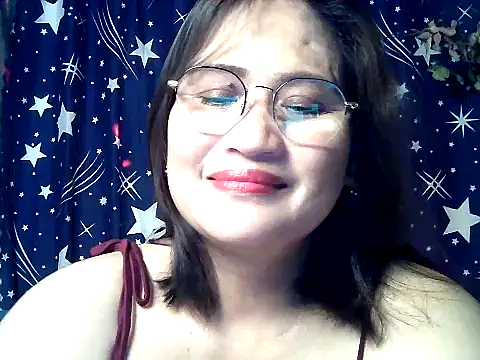 Snapshot of Amazing_Angel22 chatting on February 15, 10:47 am Amazing Angel22 online show from February 15, 10:47 am
