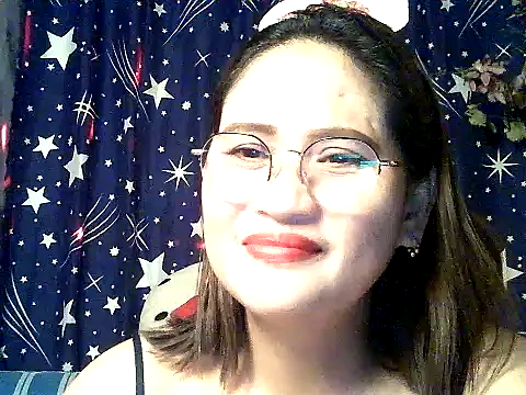 Snapshot of Amazing_Angel22 chatting on February 20, 5:35 pm Amazing Angel22 online show from February 20, 5:35 pm