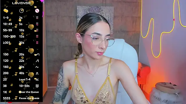 Snapshot of barbie_scoth_ chatting on January 20, 8:18 pm barbie scoth online show from January 20, 8:18 pm