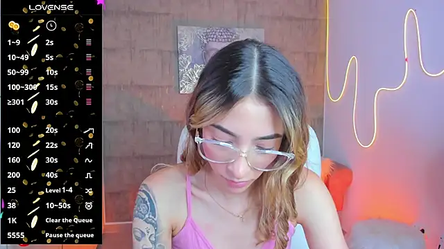 Snapshot of barbie_scoth_ chatting on January 21, 8:00 pm barbie scoth online show from January 21, 8:00 pm