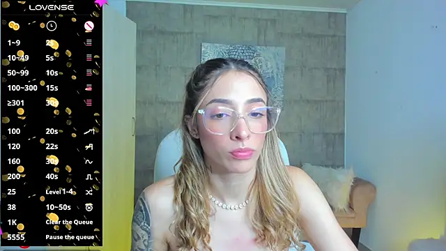 Snapshot of barbie_scoth_ chatting on February 25, 9:35 pm barbie scoth online show from February 25, 9:35 pm