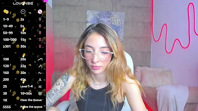 Snapshot of barbie_scoth_ chatting on March 2, 11:09 pm barbie scoth online show from March 2, 11:09 pm