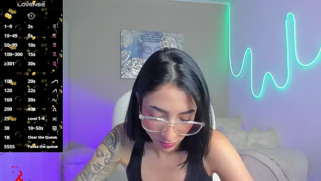 Snapshot of barbie_scoth_ chatting on October 30, 10:21 pm barbie scoth online show from October 30, 10:21 pm