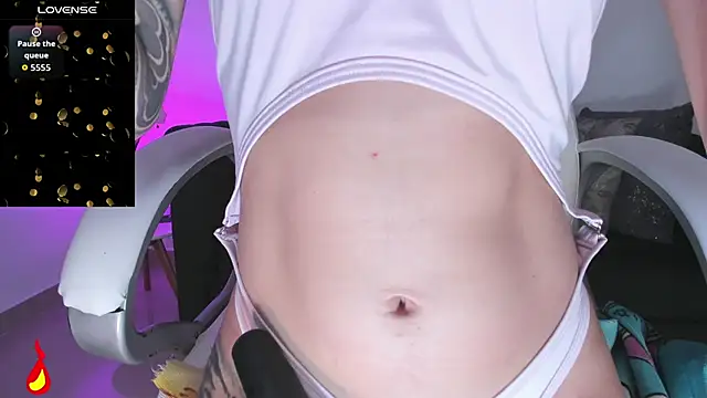 Snapshot of barbie_scoth_ chatting on November 27, 8:33 pm barbie scoth online show from November 27, 8:33 pm