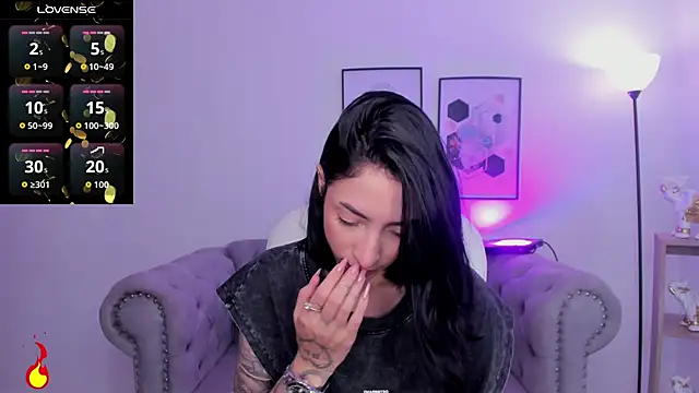 Snapshot of barbie_scoth_ chatting on December 3, 8:07 pm barbie scoth online show from December 3, 8:07 pm