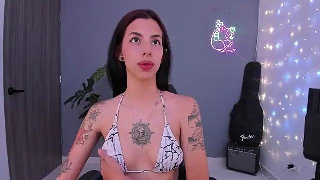 Snapshot of labrika_ chatting on September 26, 4:22 pm labrika online show from September 26, 4:22 pm