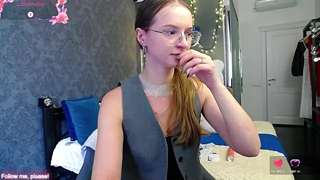 Snapshot of KateJonson chatting on September 10, 12:16 pm KateJonson online show from September 10, 12:16 pm