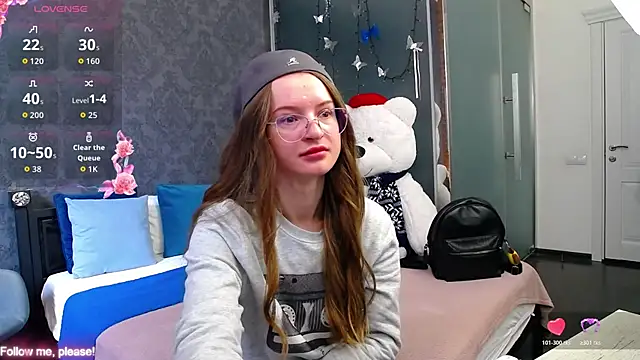 Snapshot of KateJonson chatting on October 29, 7:32 am KateJonson online show from October 29, 7:32 am