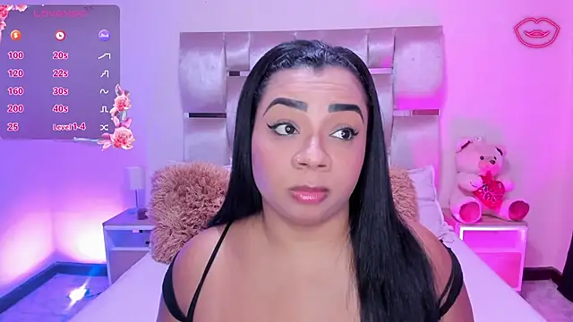 Snapshot of MelanyShayk chatting on November 30, 7:40 pm MelanyShayk online show from November 30, 7:40 pm