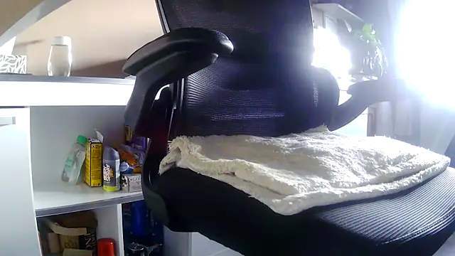 suedel65 online show from March 9, 3:38 pm