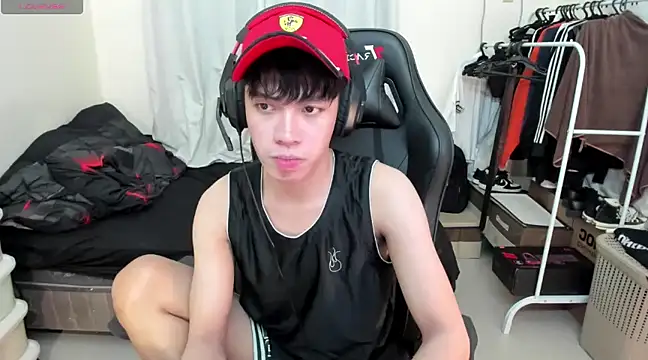 Lightjt04 online show from March 14, 9:57 am