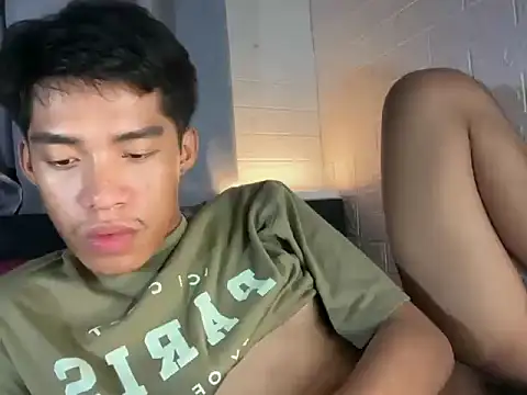 Lightjt04 online show from April 20, 5:26 pm