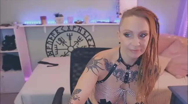 Jan ina online show from December 5, 2:55 pm