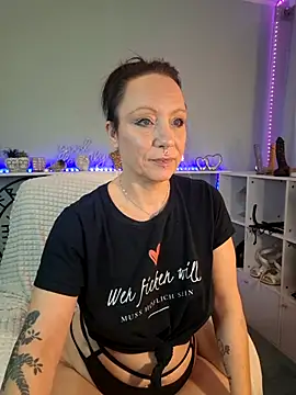 Jan ina online show from January 30, 8:22 am