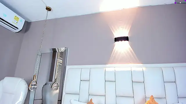  BunnyNaugthy online show from February 24, 11:32 am