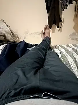 Desi Londa 143 online show from February 4, 5:12 pm