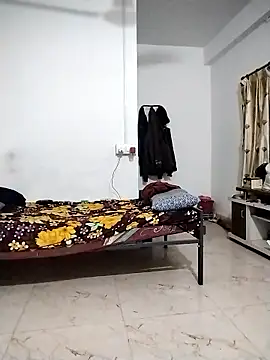 Desi Londa 143 online show from January 17, 1:10 am