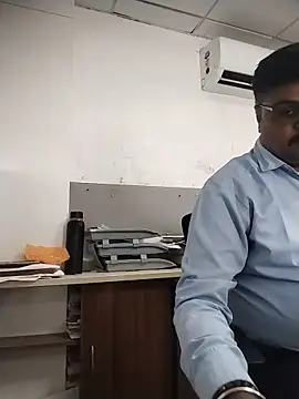 Desi Londa 143 online show from June 16, 9:12 am