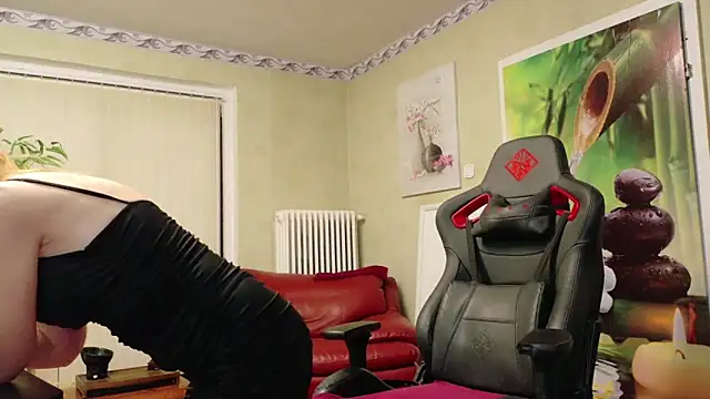 HotLana69 online show from February 26, 6:32 pm