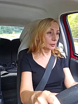 HotLana69 online show from September 18, 11:45 am