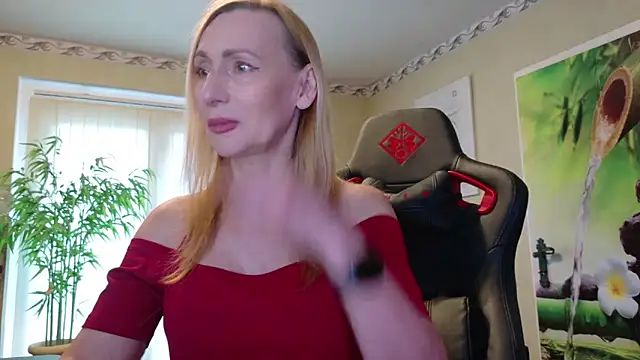 HotLana69 online show from May 3, 5:19 pm
