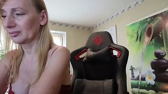 HotLana69 online show from May 8, 12:54 pm