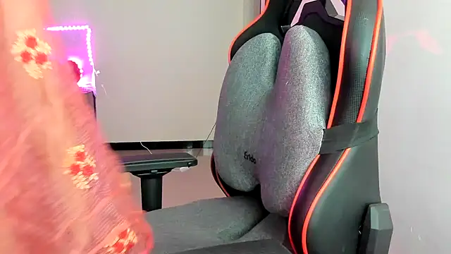 South indian tickly online show from December 6, 10:41 pm