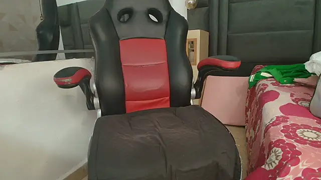 arletmss online show from March 13, 12:02 pm