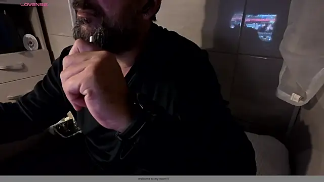 TigerOne19 online show from December 2, 8:04 pm