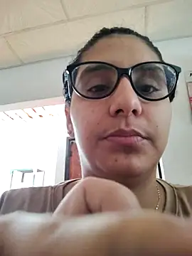 Snapshot of DanielleEvans_ chatting on February 21, 2:06 pm DanielleEvans online show from February 21, 2:06 pm