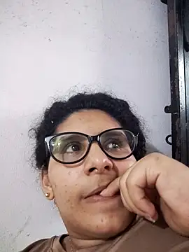 Snapshot of DanielleEvans_ chatting on February 21, 10:59 pm DanielleEvans online show from February 21, 10:59 pm