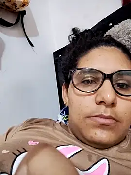 Snapshot of DanielleEvans_ chatting on February 24, 2:37 pm DanielleEvans online show from February 24, 2:37 pm