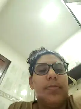 Snapshot of DanielleEvans_ chatting on March 2, 3:27 pm DanielleEvans online show from March 2, 3:27 pm