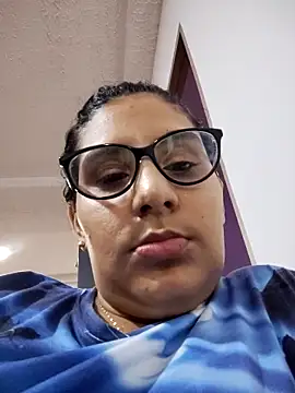 Snapshot of DanielleEvans_ chatting on March 21, 11:22 am DanielleEvans online show from March 21, 11:22 am