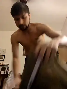 Snapshot of _IRRESISTIBLE_ chatting on November 1, 5:53 am IRRESISTIBLE online show from November 1, 5:53 am