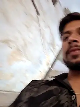 Snapshot of _IRRESISTIBLE_ chatting on December 4, 6:55 am IRRESISTIBLE online show from December 4, 6:55 am