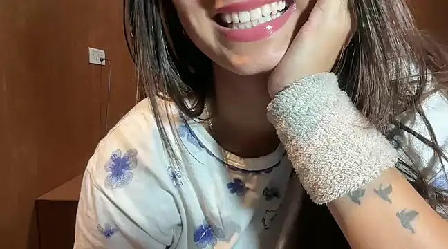 Snapshot of riya_stream chatting on February 16, 4:32 pm riya stream online show from February 16, 4:32 pm