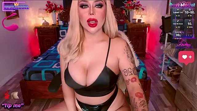 Magnificent Goddess online show from December 8, 11:35 am