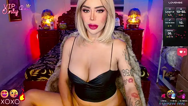Magnificent Goddess online show from May 6, 4:52 am